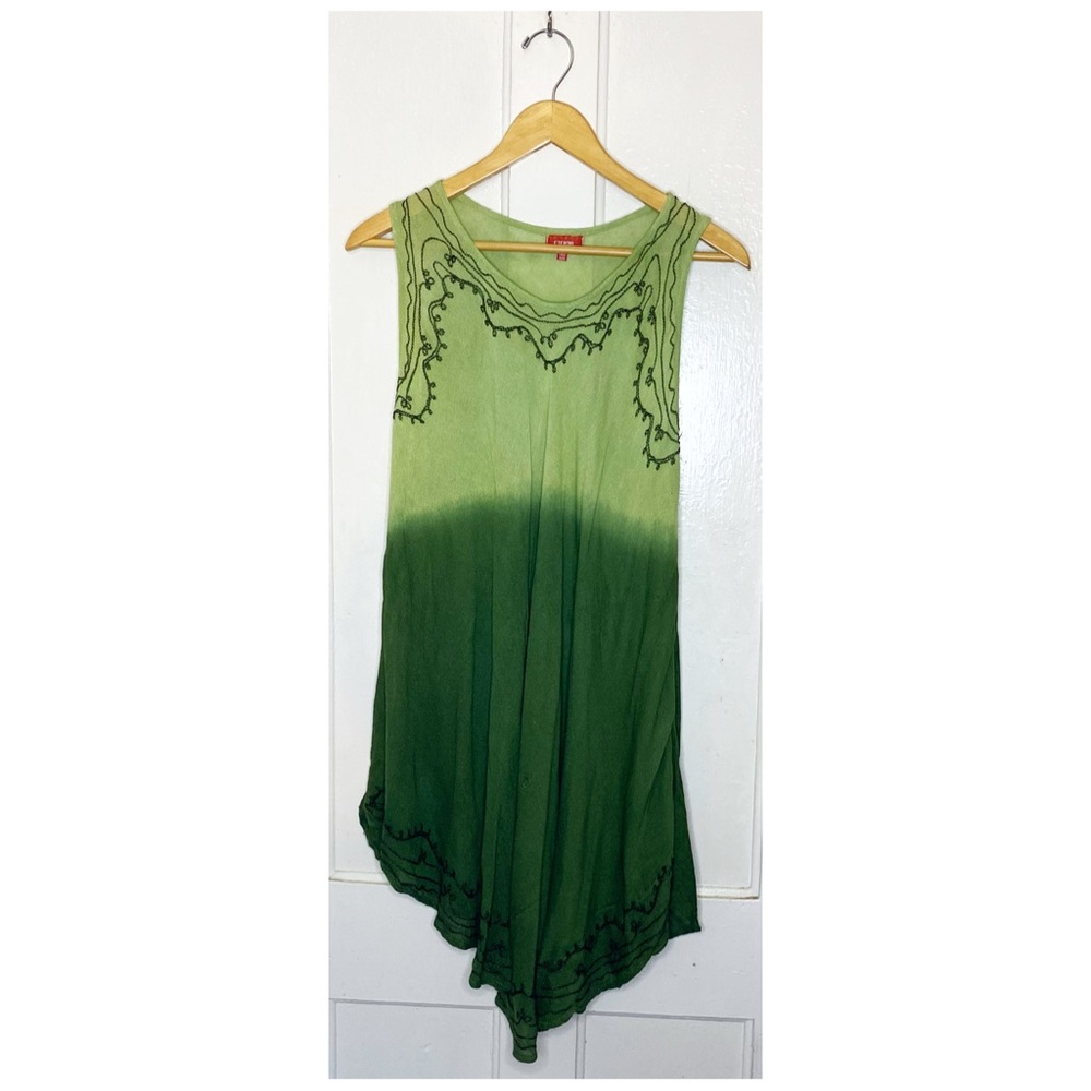 VINTAGE : Eternia : size OS : Y2K ombré sleeveless boho summer tank blouse top